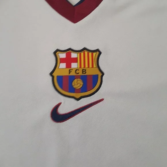 New SHIRT BARCELONA SPAIN 1999/2000 AWAY FOOTBALL SHIRT JERSEY NIKE SIZE L - Picture 3 of 7